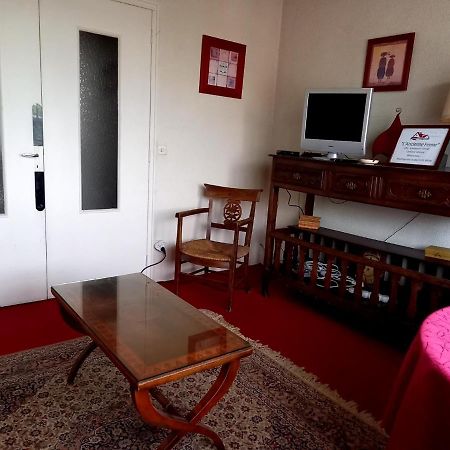 L Ancienne Ferme Apartment Connantre Bagian luar foto
